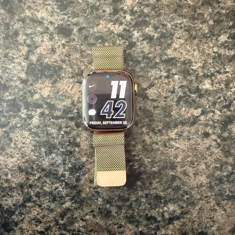 Apple Watch Series 10-42 mm